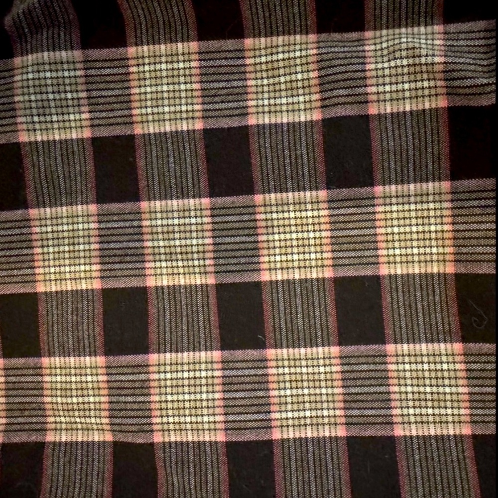 Lost Black and Pink Plaid Women's Cropped Pants - Picture 5 of 12